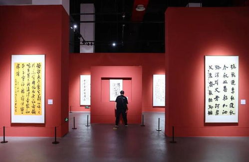 十四艺节一线实录 一场面向公众的美的巡礼与收藏品鉴定评估服务